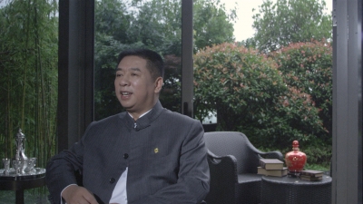 天朝上品集團董事長黃永毅